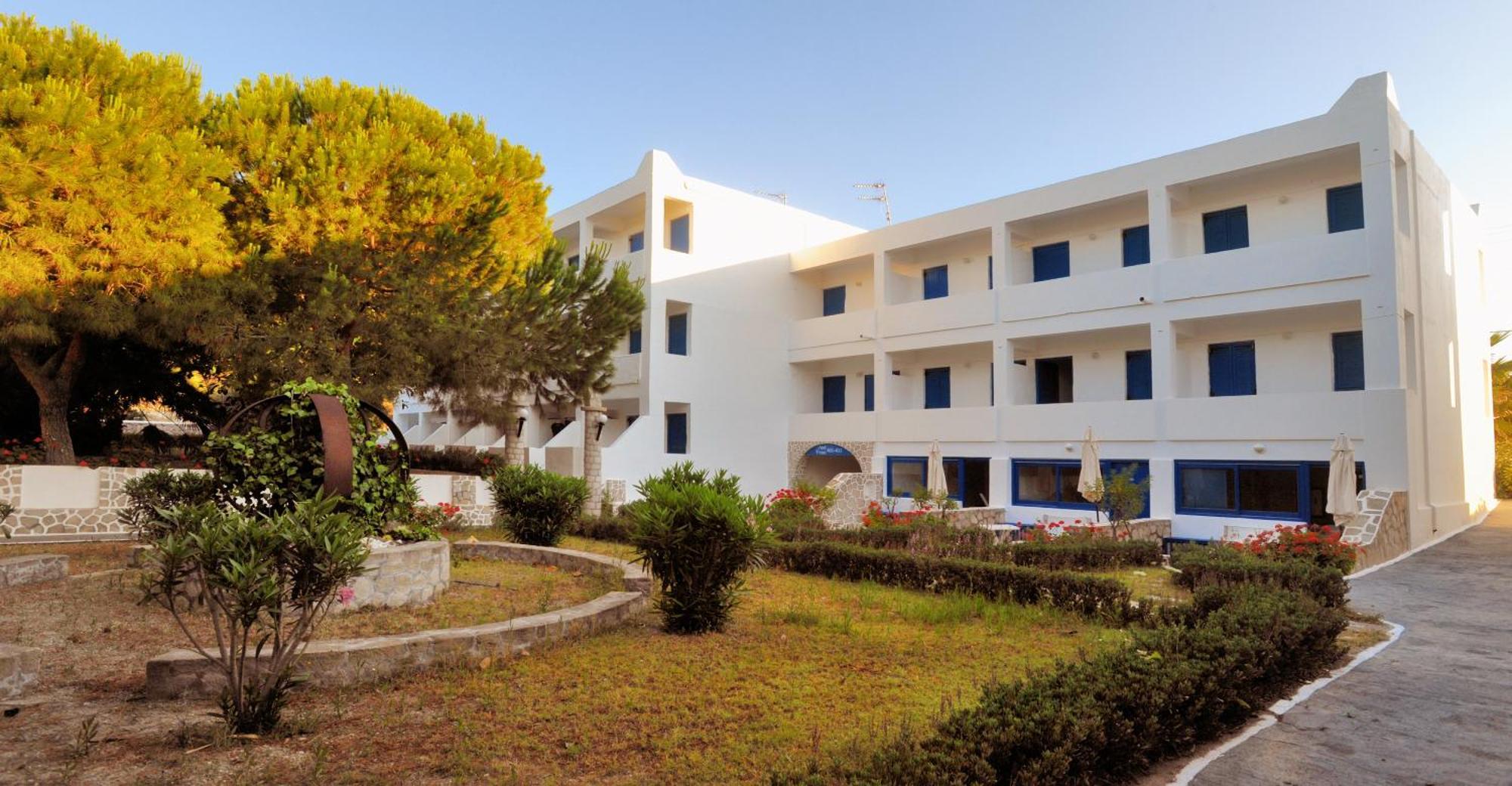 Lagada Beach Hotel Adamantas  Exterior foto